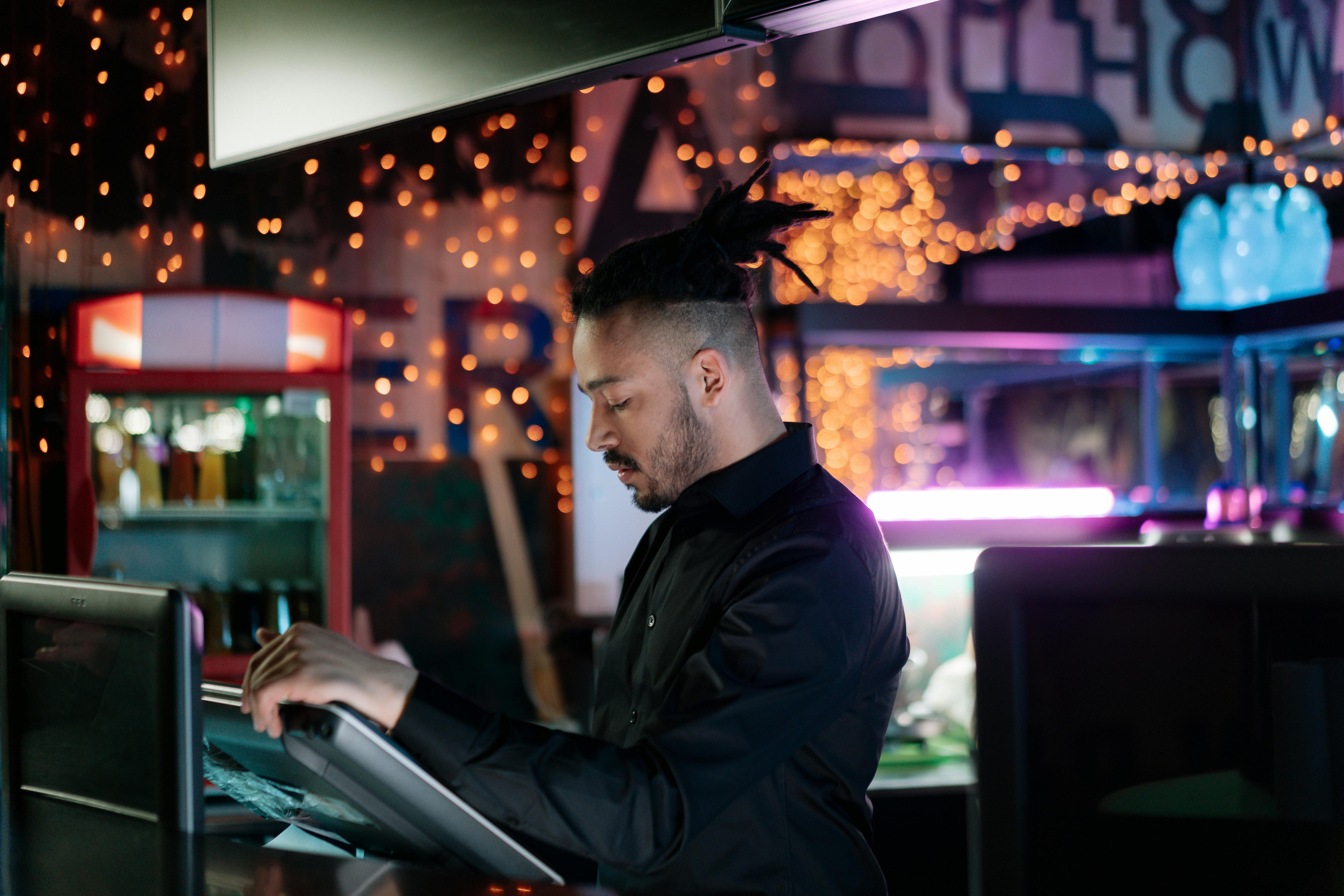 Ambience automation for bars and lounges